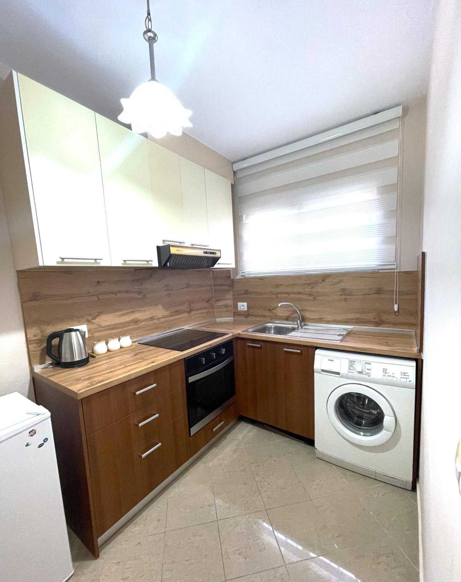 Peace Apartments Дуррес Экстерьер фото